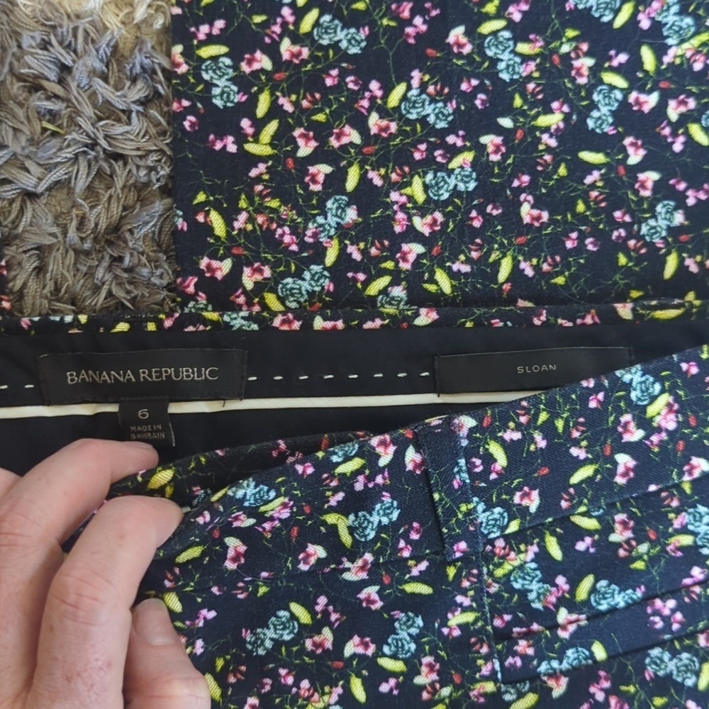 Banana Republic Sloan Ankle Pant Floral Print Size Women's 6 - Picture 3 of 6